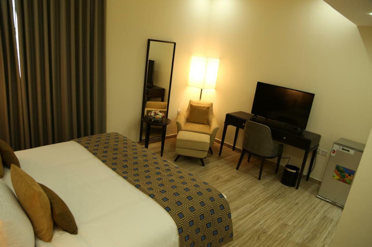 Uptown Hotel Apartment Fujairah By Gewan Dış mekan fotoğraf